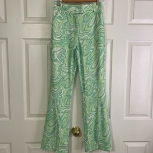 House of sunny green swirl / abstract pants